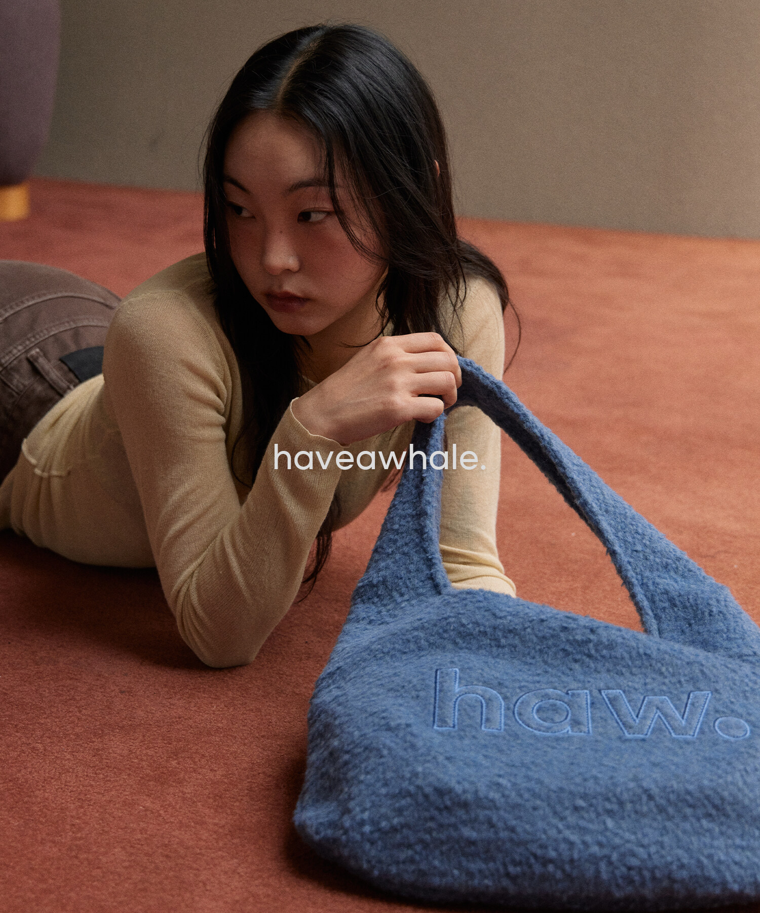 해브어웨일(HAVEAWHALE) mini wool pebble bag (BL) - 사이즈 해브어웨일(HAVEAWHALE) mini wool pebble bag (BL) - 사이즈