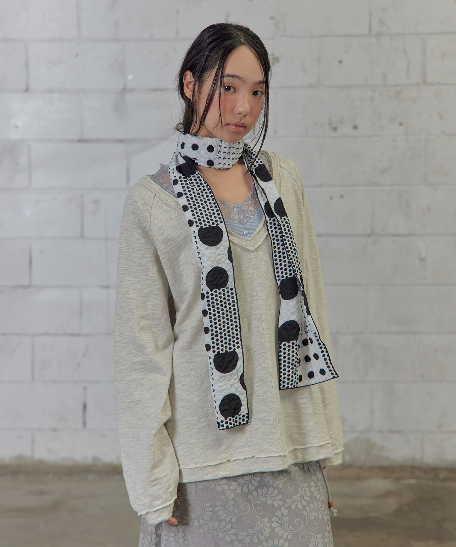 EMBOSSED MONO DOT SCARF
