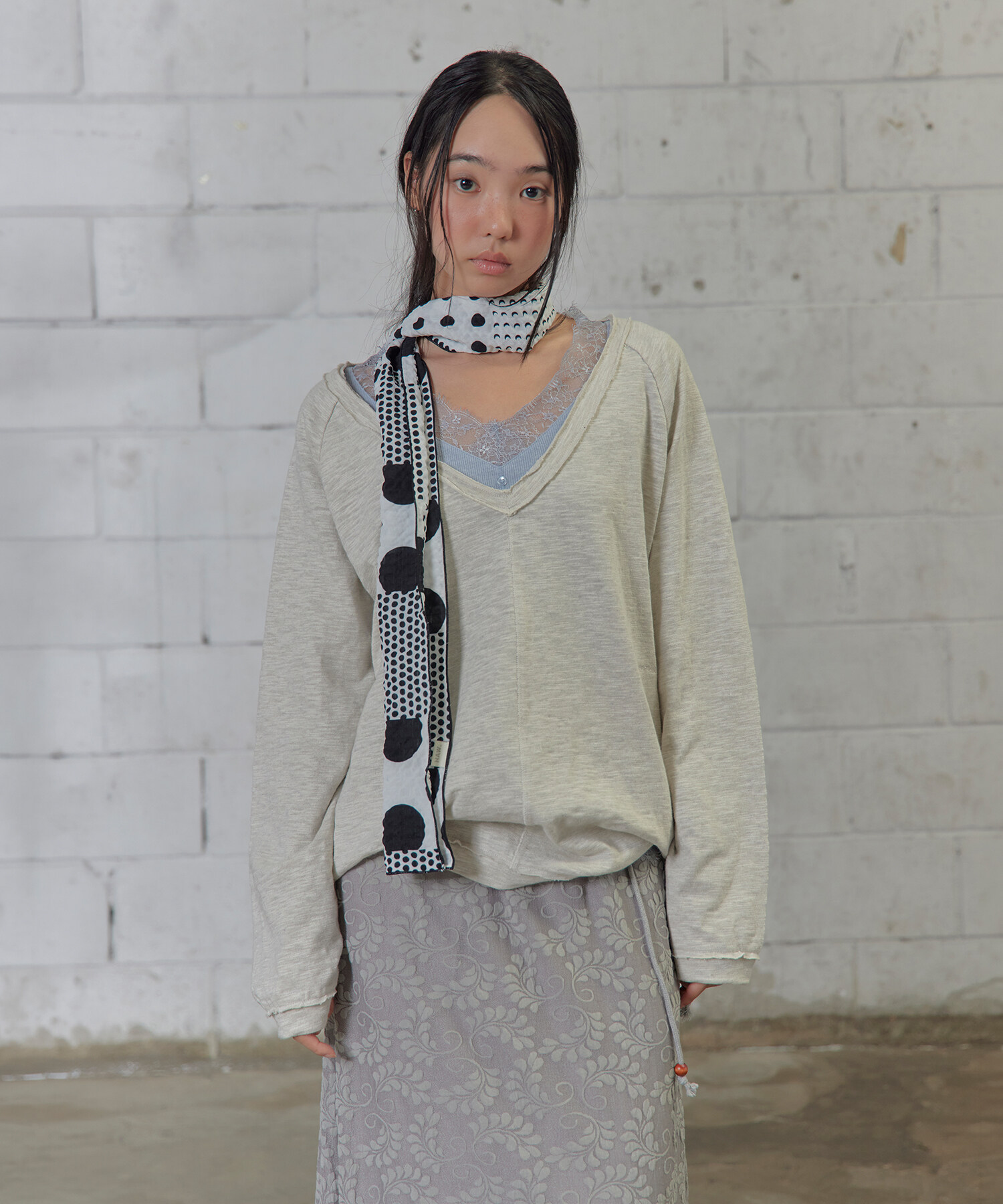 EMBOSSED MONO DOT SCARF