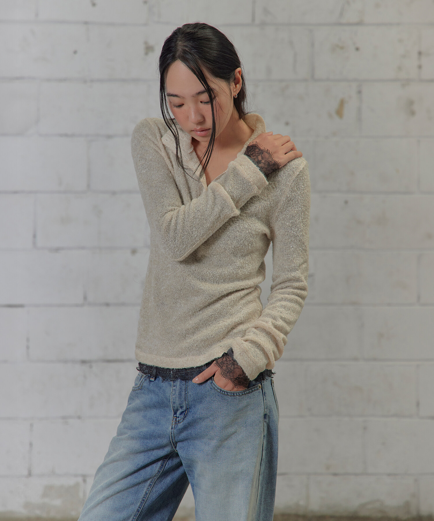 SHEER WOOL HIGH-NECK KNIT 